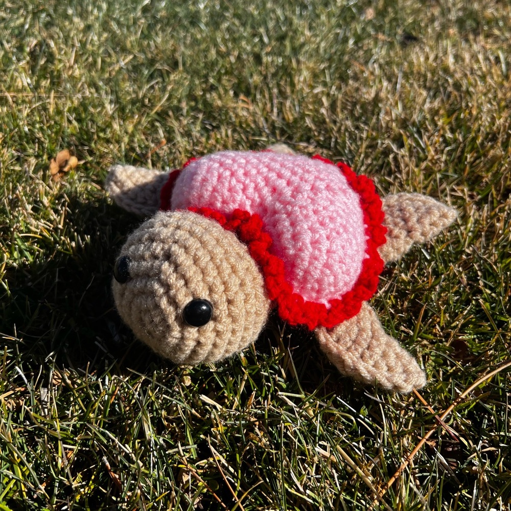 Hand Crocheted Valentine’s Day Sea Turtle Stuffed Animal Plushie! - Picture 5 of 16